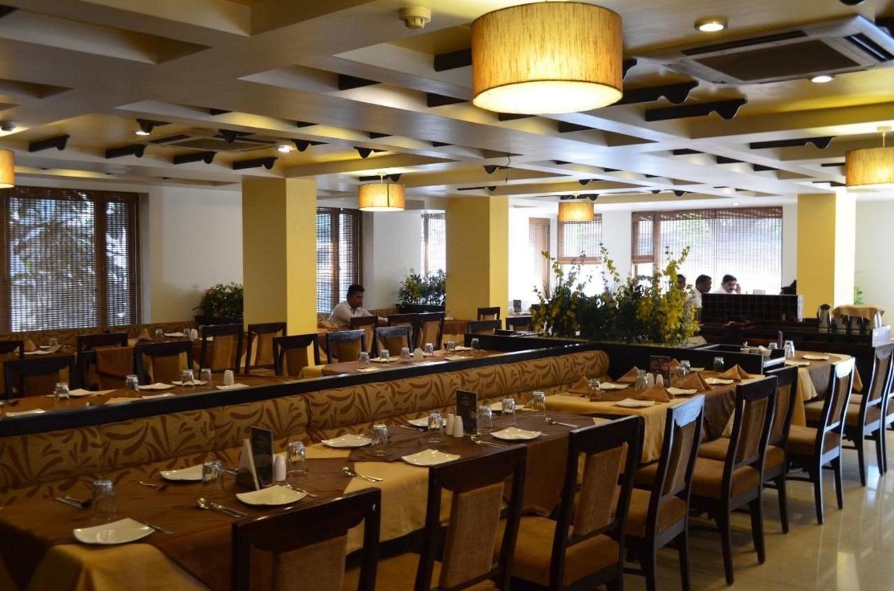Hotel Deccan Royaale, Shivajinagar ปูเน่ ภายนอก รูปภาพ