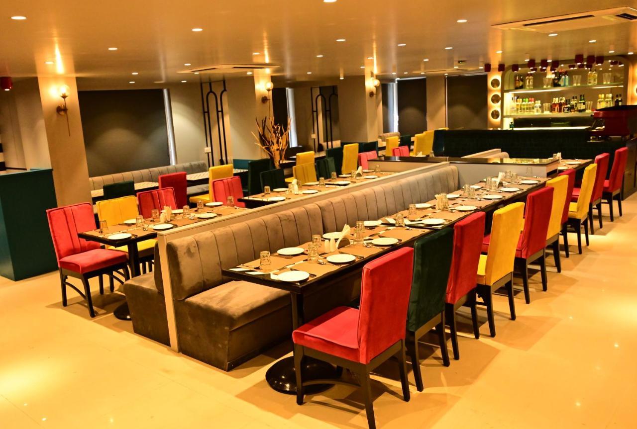 Hotel Deccan Royaale, Shivajinagar ปูเน่ ภายนอก รูปภาพ