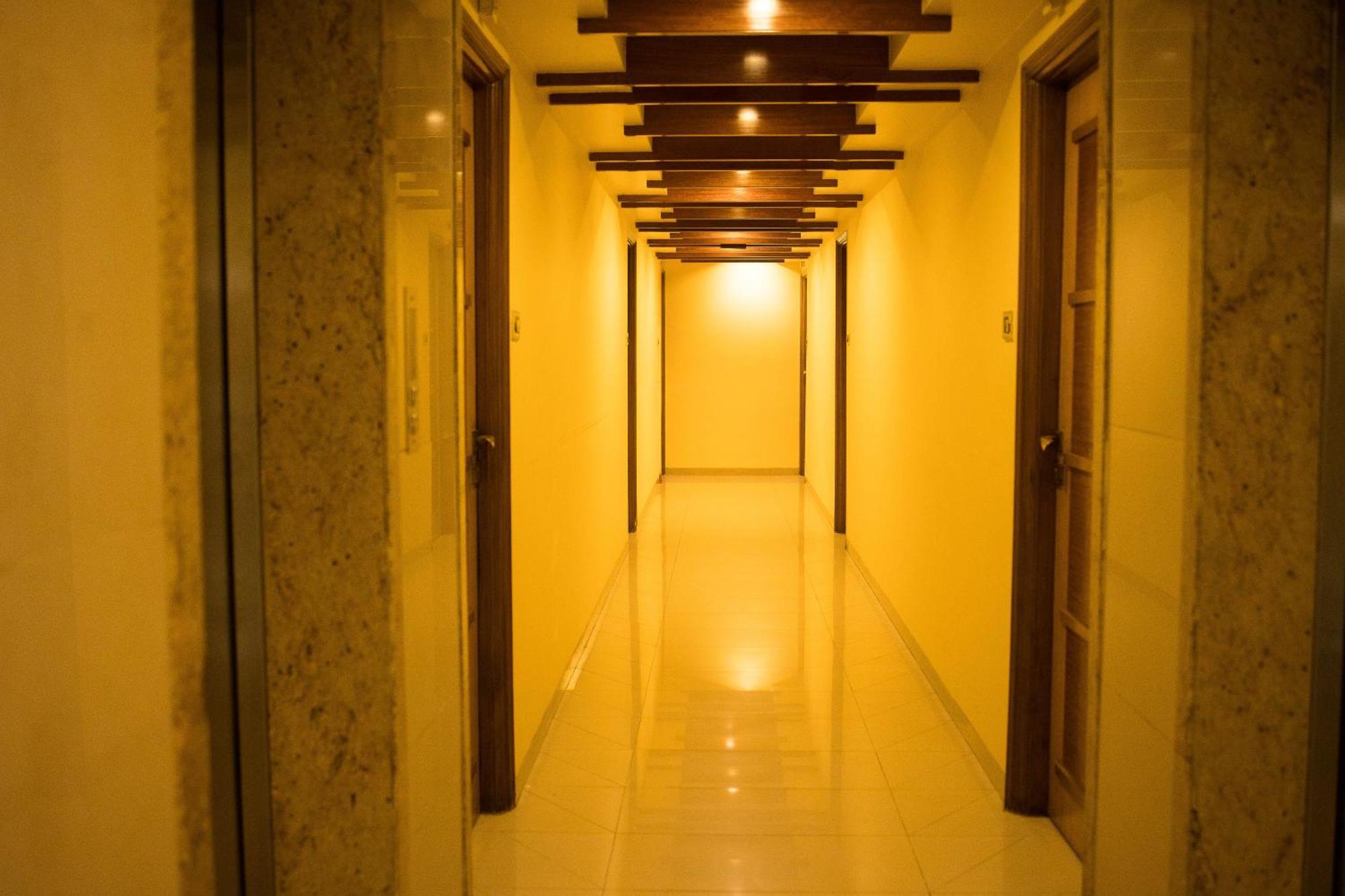 Hotel Deccan Royaale, Shivajinagar ปูเน่ ภายนอก รูปภาพ